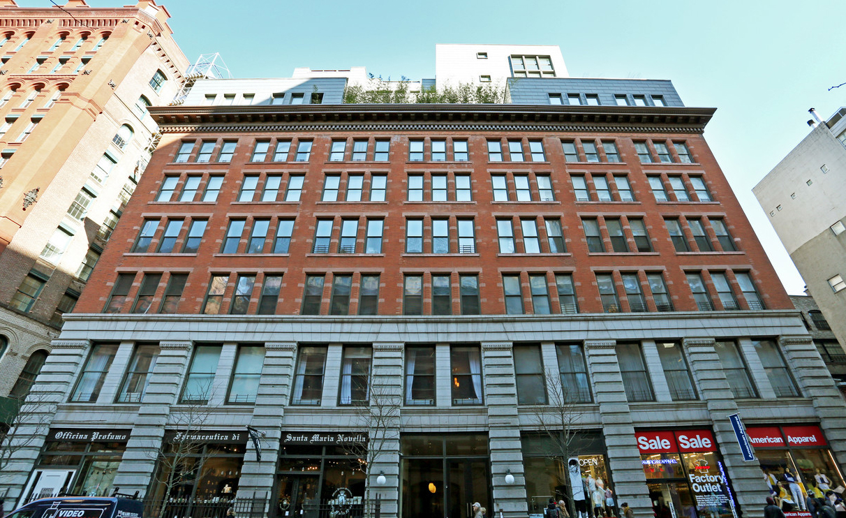 Lee & Associates NYC completes two Manhattan retail leases totaling